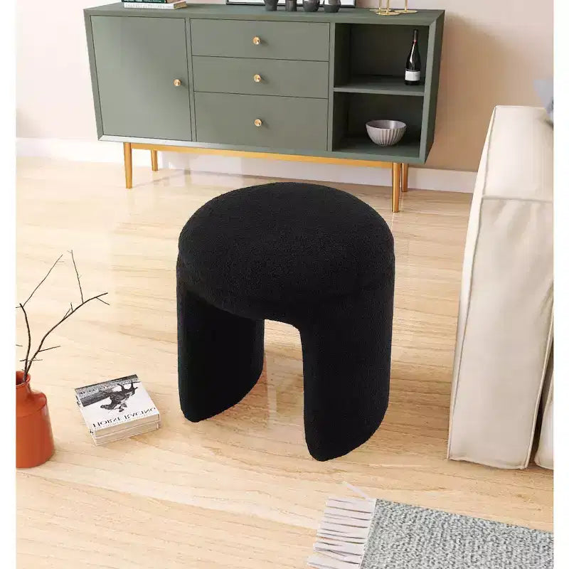 Pouffe/tabouret en tissu imitation peau de mouton