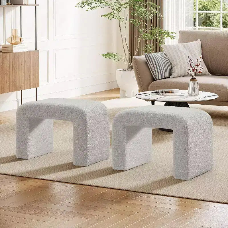 Tabouret de courtoisie moderne Lantine, pouf rembourré, repose-pieds de canapé arqué pour salon, tabouret à chaussures pour entrée, entièrement assemblé
